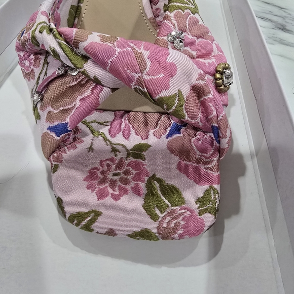 Size 7.5! Katy Perry Collections Floral Sandals in Pink and Green - Picture 3 of 11